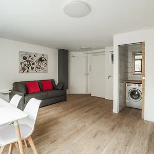  Apartment Bright And Cosy Flat At The Heart Of In A Trendy District - Welkeys France